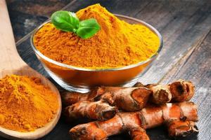 ମହଙ୍ଗା ହେଉଛି ହଳଦୀ; କିଲୋ ପ୍ରତି ୨୦୦ ଟଙ୍କାରେ ବିକ୍ରି, ୪ ମାସରେ ଦର ୧୮୦% ବଢ଼ିଛି