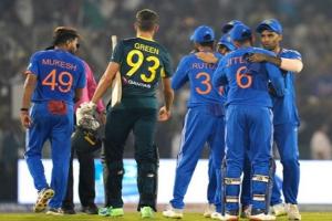 рмЕрм╖рнНрмЯрнНрм░рнЗрм▓рм┐рмЖ рммрм┐рмкрмХрнНрм╖ рмЪрмдрнБрм░рнНрме T20 рмЬрм┐рмдрм┐ рм╕рм┐рм░рм┐рмЬ рм╣рм╛рмдрнЗрмЗрм▓рм╛ рмнрм╛рм░рмд, рнй-рнзрм░рнЗ рмЖрмЧрнБрмЖ рмЯрм┐рморнН рмЗрмгрнНрмбрм┐рмЖ