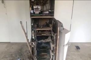 ଗ୍ୟାସ କଟରରେ ଏଟିଏମ କାଟି ନେଇଗଲେ ୨୦ ଲକ୍ଷରୁ ଅଧିକ ଟଙ୍କା