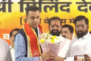 କଂଗ୍ରେସକୁ ବଡ଼ ଝଟକା, ଶିବସେନାରେ ସାମିଲ ହେଲେ ମିଲିନ୍ଦ ଦେଓରା