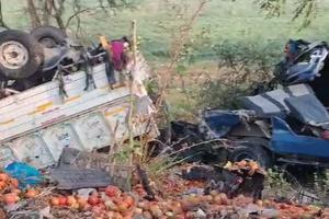 କମାଣ୍ଡର ଜିପକୁ ଧକ୍କା ଦେଲା ପିକଅପ୍‍ ଭ୍ୟାନ, ୬ ମୃତ