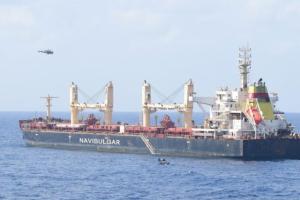 ପୁଣି ଦମ୍ ଦେଖାଇଲା ଭାରତୀୟ ନୌସେନା; ସୋମାଲିଆ ଜଳଦସ୍ୟୁଙ୍କ କବଳରୁ ୧୭ ଜଣ ନାବିକଙ୍କୁ ଉଦ୍ଧାର କଲା