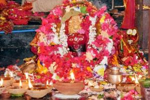 ଆଜିଠୁ ମା’ ତାରିଣୀଙ୍କ ପୀଠରେ ଚଇତି ପର୍ବ, ଦର୍ଶନ ପାଇଁ ଜମିଛି ଶ୍ରଦ୍ଧାଳୁଙ୍କ ଭିଡ଼