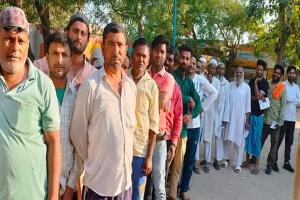 ଲୋକସଭା ନିର୍ବାଚନ: ଦ୍ୱିତୀୟ ପର୍ଯ୍ୟାୟରେ ୧୩ ରାଜ୍ୟର ୮୮ ଆସନ ପାଇଁ ଚାଲିଛି ମତଦାନ