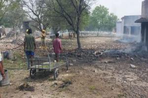 ବାଣ କାରଖାନାରେ ଭୟଙ୍କର ବିସ୍ଫୋରଣ, ୮ ଜୀବନ୍ତ ଦଗ୍ଧ