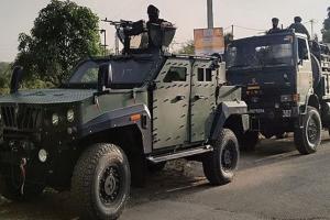 ଲଦାଖରେ ଅଘଟଣ: ନଦୀରେ ଭାସିଗଲା ସେନା ଟ୍ୟାଙ୍କ, ୫ ଯବାନ ଭାସିଯାଇଥିବା ସୂଚନା