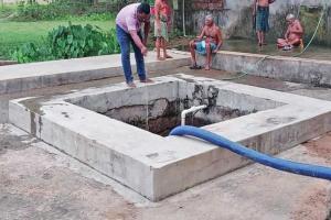 କାମାକ୍ଷାନଗର ସୋଗର ଗ୍ରାମର ଅଲୌକିକ ଝରଣ କୂଅ, ଯେତେ ପାଣି ନେଲେ ମଧ୍ୟ ସରେନହିଁ…