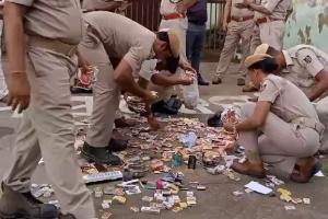 ନୟାଗଡ଼ର ୪ଜେଲରେ ବଡ଼ ଧରଣର ଚଢ଼ଉ, ଟଙ୍କା ସହ ପୁଳା ପୁଳା ଗୁଟଖା ଜବତ