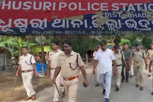 ଭଦ୍ରକର ଗୁଡ଼ୁପୋଖରୀ ବଜାରରେ ଗୋଷ୍ଠୀ ସଂଘର୍ଷ, ୪ ଆହତ; ଘଟଣାସ୍ଥଳରେ ୧୬୩ ଧାରା ଲାଗୁ, ୨୧ ତାରିଖ ରାତି ୧୦ଟା ଯାଏଁ ବଳବତ୍ତର