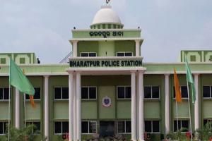 ଭରତପୁର ଥାନା ପୁଲିସର ବର୍ବରତା: ନିଲମ୍ବିତ IIC ଓ ଅନ୍ୟ ୪ ପୁଲିସ କର୍ମଚାରୀଙ୍କ ନାଁରେ ମାମଲା ରୁଜୁ