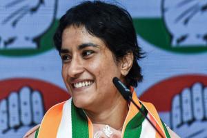 ହରିୟାଣା ରେଜଲ୍ଟ: ଜୁଲନା ଆସନରୁ କଂଗ୍ରେସ ପ୍ରାର୍ଥୀ ଭିନେଶ ଫୋଗଟ୍‌ ବିଜୟୀ