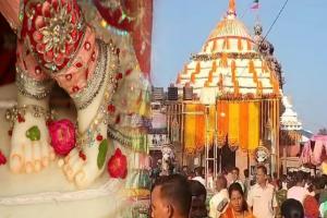 рмЖрмЬрм┐ рмкрммрм┐рмдрнНрм░ рмЕрмБрм│рм╛ рмирммрморнА, рм╢рнНрм░рнАрм░рм╛рмзрм╛рм░рм╛рмгрнАрмЩрнНрмХ рмкрм╛рмж рмжрм░рнНрм╢рми рмХрм░рм┐рммрм╛рмХрнБ рмнрмХрнНрмдрмЩрнНрмХ рмормзрнНрнЯрм░рнЗ рмкрнНрм░рммрм│ рмЧрм╣рм│рм┐