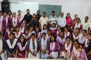 ରମାଦେବୀ ମହିଳା ବିଶ୍ଵବିଦ୍ୟାଳୟର ସାମ୍ବାଦିକତା ଓ ଗଣଯୋଗାଯୋଗ ବିଭାଗ ପକ୍ଷରୁ ଫଟୋଗ୍ରାଫି କର୍ମଶାଳା ଅନୁଷ୍ଠିତ