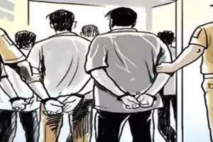 ରାଜଧାନୀରୁ ନକଲି ପୋଲିସ ଗିରଫ, ନିଜକୁ ପୋଲିସ କହି ପ୍ରେମୀ ଯୁଗଳଙ୍କୁ ବ୍ଲାକମେଲ୍ କରୁଥିଲେ