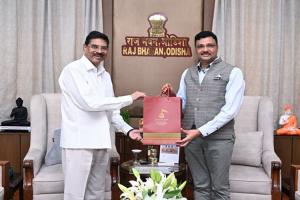 ରଥଯାତ୍ରା ପାଇଁ ରାଜ୍ୟପାଳଙ୍କୁ ନିମନ୍ତ୍ରଣ ଦେଲେ ଶ୍ରୀମନ୍ଦିର ମୁଖ୍ୟ ପ୍ରଶାସକ…