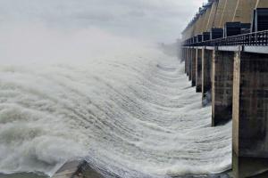 ବଢୁଛି ହୀରାକୁଦ ଜଳଭଣ୍ଡାରର ଜଳସ୍ତର, ଖୋଲିଲା ହୀରାକୁଦ ଜଳଭଣ୍ଡାର ଗେଟ୍‌…