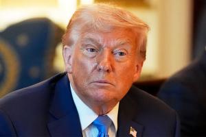 ଲାଗୁ ହେଲା ଟ୍ରମ୍ପ୍‌ ଶୁଳ୍କ: ଆଜିଠୁ ୨୫ ପ୍ରତିଶତ , ଅବଶିଷ୍ଟ ୨୫ ପ୍ରତିଶତ ୨୭ରୁ…