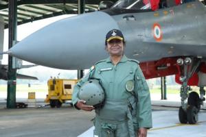 рм░рм╛рмлрнЗрм▓рнН рмпрнБрмжрнНрмз рммрм┐рморм╛рмирм░рнЗ рмЙрмбрм╝рм╛рмг рмнрм░рм┐рм▓рнЗ рм░рм╛рм╖рнНрмЯрнНрм░рмкрмдрм┐  рмжрнНрм░рнМрмкрмжрнА рморнБрм░рнНрморнБ ...