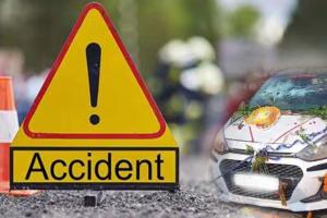 ବରଯାତ୍ରୀଙ୍କ ଉପରେ ମାଡ଼ିଗଲା ବର ବସିଥିବା ଗାଡ଼ି, ଦୁର୍ଘଟଣାରେ ଚାଲିଗଲା ବାପାଙ୍କ ଜୀବନ