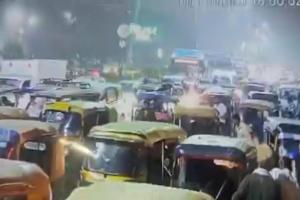 Delhi Car Blast; ଆସିଲା CCTV ଫୁଟେଜ୍, ଦେଖନ୍ତୁ କେତେ ଭୟଙ୍କର ଥିଲା ଏହି ବିସ୍ଫୋରଣ...