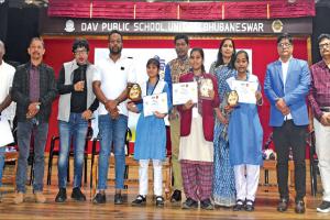 ‘ସକାଳ’ର ୫ମ ସ୍ୱନକ୍ଷତ୍ର: ବିତର୍କରେ ଭାଗନେଲେ ରାଜ୍ୟର ୫ ହଜାରରୁ ଊର୍ଦ୍ଧ୍ବ ଛାତ୍ରଛାତ୍ରୀ