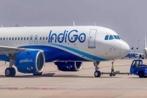 ଲଗାତର ଚତୁର୍ଥ ଦିନରେ ଜାରି ରହିଛି ଇଣ୍ଡିଗୋ ବିଭ୍ରାଟ, ହଜାର ହଜାର ଯାତ୍ରୀ ହନ୍ତସନ୍ତ...