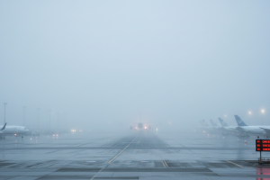 ଘନ କୁହୁଡ଼ିରୁ ଦିଲ୍ଲୀକୁ ନାହିଁ ନିସ୍ତାର: ଆଜି ପୁଣି ବାତିଲ ହେଲା ୧୦୦ରୁ ଉର୍ଦ୍ଧ୍ୱ ବିମାନ