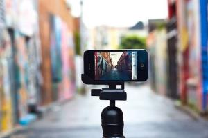 ରିଲ୍‌ସ ନିଶା‌ରେ ବାୟା ଶିକ୍ଷୟିତ୍ରୀ: ସ୍କୁଲରେ ପାଠପଢ଼ା କମ୍, ରିଲ୍ସ ବେଶି