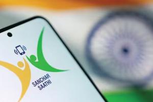 ଓହରିଲେ ସରକାର; ‘ସଂଚାର ସାଥୀ’ ବାଧ୍ୟତାମୂଳକ ନୁହେଁ'...