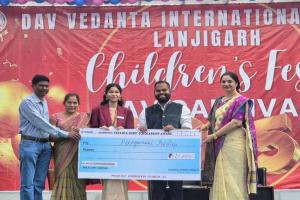 ବେଦାନ୍ତ ଲାଞ୍ଜିଗଡ଼ ପକ୍ଷରୁ ଛାତ୍ରବୃତ୍ତି ପୁରସ୍କାର ଅଧୀନରେ ଡିଏଭି ବେଦାନ୍ତ ଇଣ୍ଟରନ୍ୟାସନାଲ ସ୍କୁଲର ସଫଳତାକୁ ସ୍ୱୀକୃତି