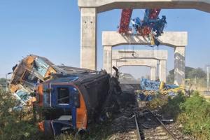 ଥାଇଲ୍ୟାଣ୍ଡରେ ଭୟଙ୍କର ଟ୍ରେନ୍ ଦୁର୍ଘଟଣା: କ୍ରେନ୍‌ ଖସିପଡ଼ିବାରୁ ଲାଇନ୍‌ଚ୍ୟୁତ ହେଲା ଟ୍ରେନ୍, ୨୨ ମୃତ