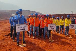 ବେଦାନ୍ତ ଲାଞ୍ଜିଗଡ଼ କାର୍ଯ୍ୟକ୍ଷେତ୍ରରେ ଜରୁରୀକାଳୀନ ମକ୍ ଡ୍ରିଲ୍ ସହିତ ଶୂନ୍ୟ କ୍ଷତି ପ୍ରତିବଦ୍ଧତାକୁ ସୁଦୃଢ଼ କରିଛି