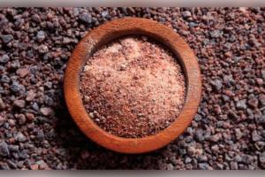 ଶହେ ରୋଗର ଗୋଟିଏ ଔଷଧ 'କଳା ଲୁଣ': ଜାଣନ୍ତୁ ଏହାର ଚମତ୍କାରୀ ଫାଇଦା