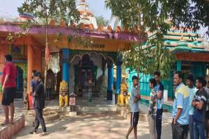 ବାଲୁଗାଁରେ ଲୁଟେରାଙ୍କ ଆତଙ୍କ, ଗୋଟିଏ ରାତିରେ ୮ ମନ୍ଦିରରୁ ଲକ୍ଷାଧିକ ଟଙ୍କାର ସୁନାଗହଣା ଚୋରି