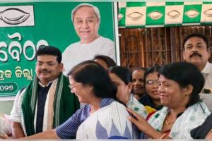 ଧାନରେ କଟନୀ ଛଟନୀ ଓ ଚାଷୀଙ୍କୁ ଶୋଷଣ ପ୍ରତିବାଦରେ ଆସନ୍ତା ୧୬ରେ ବିଶାଳ ଚାଷୀ ଆନ୍ଦୋଳନ ଡାକରା ଦେଲା ବିଜେଡି