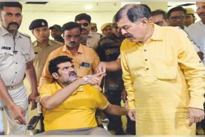 ଜେଲ୍‌ରେ ବିକ୍ରମ ପଣ୍ଡାଙ୍କୁ ମାରିବାକୁ ଷଡ଼ଯନ୍ତ୍ର ! ପୁଲିସ, ଡାକ୍ତର ମିଳିତ ଭାବରେ ଚକ୍ରାନ୍ତ ଚଳାଇଥିବା ଅଭିଯୋଗ