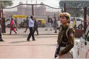 ଦିଲ୍ଲୀ ବିଧାନସଭାକୁ ବୋମା ଧମକ: ଲାଲକିଲ୍ଲା ଓ ସ୍କୁଲ ପରେ ଏବେ ଟାର୍ଗେଟରେ ବିଧାନସଭା