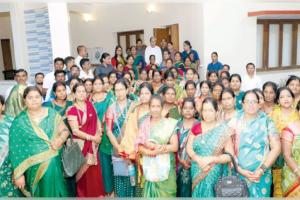 ବିରୋଧୀ ଦଳ ନେତା ନବୀନ ପଟ୍ଟନାୟକଙ୍କୁ ଭେଟିଲେ ବ୍ୟାସନଗର ମ୍ୟୁନିସିପାଲିଟିର ମିଶନ ଶକ୍ତି ମା’