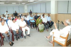 ବଜେଟ ଅଧିବେଶନ ପୂର୍ବରୁ ବିଜେଡି ବିଧାୟକ ଦଳ ବୈଠକରେ ନବୀନଙ୍କ ଗୁରୁମନ୍ତ୍ର: ଚାଷୀ, ମହିଳାଙ୍କ ସ୍ୱର ହେବ ବିଜେଡି