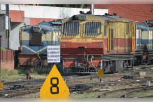 ପଶ୍ଚିମ ରେଳବାଇରେ ବଡ଼ ନିଯୁକ୍ତି ସୁଯୋଗ: ୫୩୪୯ ଆପ୍ରେଣ୍ଟିସ ପଦବୀ ପାଇଁ ଆବେଦନ ଆରମ୍ଭ, ଜାଣନ୍ତୁ ସବିଶେଷ ତଥ୍ୟ