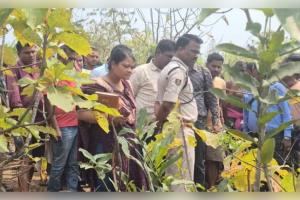 କାମାକ୍ଷାନଗରରେ ଚାଞ୍ଚଲ୍ୟ: ଜଙ୍ଗଲରୁ ନିଖୋଜ କଲେଜ ଛାତ୍ରୀଙ୍କ ରକ୍ତାକ୍ତ ମୃତଦେହ ଉଦ୍ଧାର, ଦୁଷ୍କର୍ମ ପରେ ହତ୍ୟା ସନ୍ଦେହ