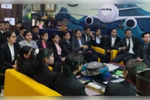 ଏୟାରପୋର୍ଟରେ ଚାକିରି ଖୋଜୁଛନ୍ତି କି? ଦ୍ୱାଦଶ ପାସ୍ ପରେ କରନ୍ତୁ ଏହି କୋର୍ସ, ମିଳିବ ଲକ୍ଷାଧିକ ଟଙ୍କାର ପ୍ୟାକେଜ୍