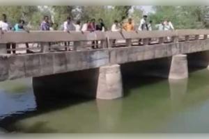 ନର୍ମଦା କେନାଲରୁ ମା', ଝିଅ ଓ ପ୍ରେମିକଙ୍କ ମୃତଦେହ ଉଦ୍ଧାର, ପ୍ରେମ ବ୍ୟାପାରରୁ ଆତ୍ମହତ୍ୟା ସନ୍ଦେହ