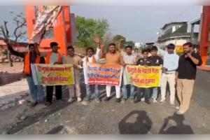 ସାହାରନପୁର ଶାକୁମ୍ଭରୀ ଦେବୀ ମେଳାରେ ବିବାଦୀୟ ପୋଷ୍ଟର: ୧୦ ଅଜ୍ଞାତଙ୍କ ନାମରେ ମାମଲା ରୁଜୁ କଲା ପୋଲିସ