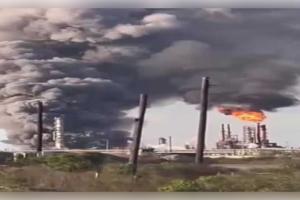 ଟେକ୍ସାସର ପୋର୍ଟ ଆର୍ଥରସ୍ଥିତ ଭାଲେରୋ ଏନର୍ଜି ରିଫାଇନାରୀରେ ଭୟାବହ ବିସ୍ଫୋରଣ ଓ ଅଗ୍ନିକାଣ୍ଡ