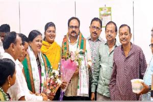 ନବୀନଙ୍କୁ ମାନସ ଓ ସୁଲତାଙ୍କ କୃତଜ୍ଞତା; ନୂଆ ଦାୟିତ୍ୱ ପାଇଁ ଶଙ୍ଖ ଭବନରେ ଉଭୟଙ୍କୁ ଶୁଭେଚ୍ଛା ଓ ଅଭିନନ୍ଦନ