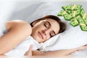 ସ୍ୱପ୍ନରେ ଟଙ୍କା ଦେଖୁଛନ୍ତି କି? ଜାଣନ୍ତୁ ଟାରୋଟ୍ ଏକ୍ସପର୍ଟଙ୍କଠାରୁ ଏହାର ପ୍ରକୃତ ଅର୍ଥ