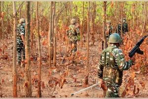 ଝାଡ଼ଖଣ୍ଡରେ ସୁରକ୍ଷାକର୍ମୀଙ୍କ ଏନ୍‌କାଉଣ୍ଟରରେ ୪ ନକ୍ସଲ ନିପାତ, ଘଟଣାସ୍ଥଳରୁ AK-47 ସହ ବିପୁଳ ବିସ୍ଫୋରକ ଜବତ