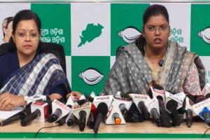 ଦୁଷ୍କର୍ମ ପୀଡ଼ିତାଙ୍କୁ ଫେବର୍‌ ମାଗୁଛି ପୁଲିସ: ବିଜେଡି