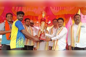 ବ୍ଲକସ୍ତରୀୟ କ୍ରିକେଟ ଟୁର୍ଣ୍ଣାମେଣ୍ଟ: ସାନଅଁଳକୁ ହରାଇ ଚାମ୍ପିୟନ ହେଲା ତିଛିଣି ତ୍ରିଲୋଚନେଶ୍ୱର ଟିମ୍